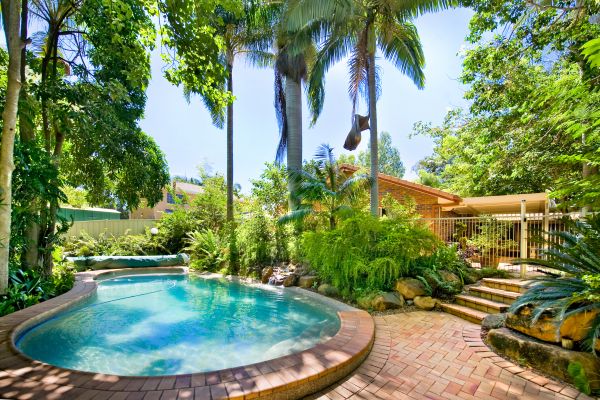 Cost of Pool Patio Paving in Columbia