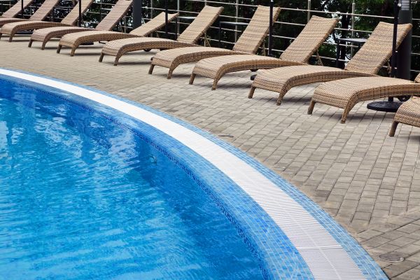 Cost of Poolside Hardscaping in Columbia